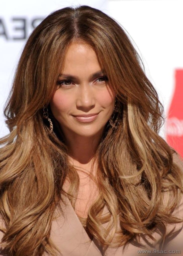 Jennifer lopez altin karamel sac rengi