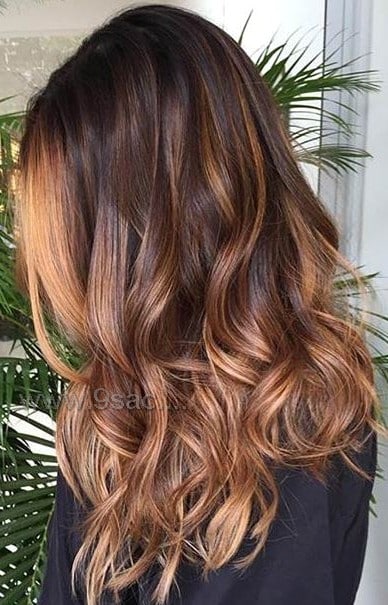 Color de pelo de caramelo de cobre balayage