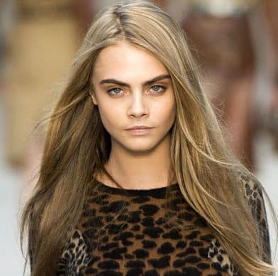 Cara Delevingne Uzun Karamel Işıltıları