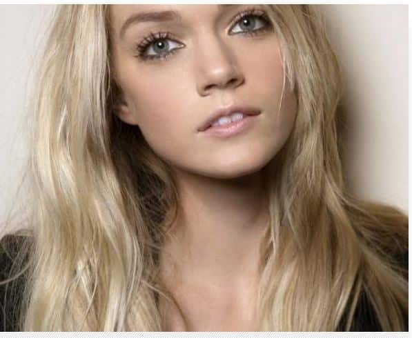 Ashy blonde hair color