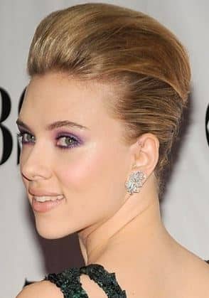 Scarlett johanson kısa saç modeli