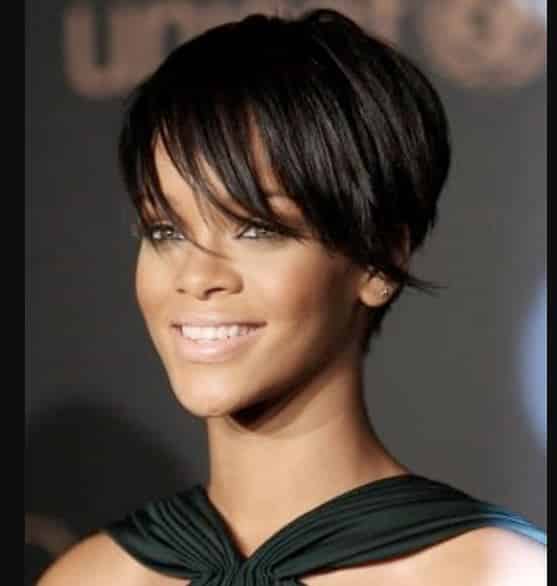 Rihanna Estilo Cabello Corto